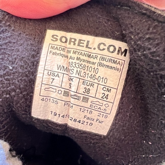 SOREL OUT AND ABOUT LACE UP BLACK WEATHERPROOF BOOTS SIZE 7 EUC - Picture 8 of 13